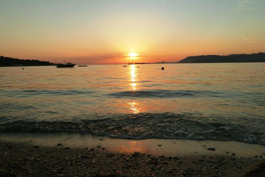 & In Cavtat