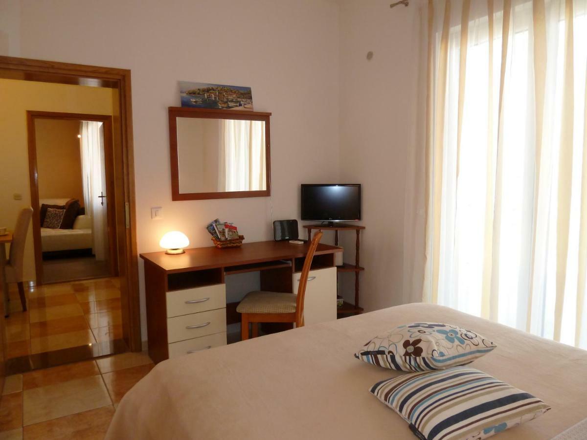 & In Cavtat